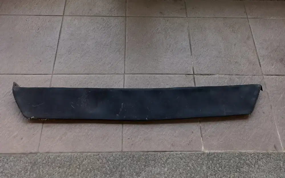 Lips jenggot corolla Retro KE20/30