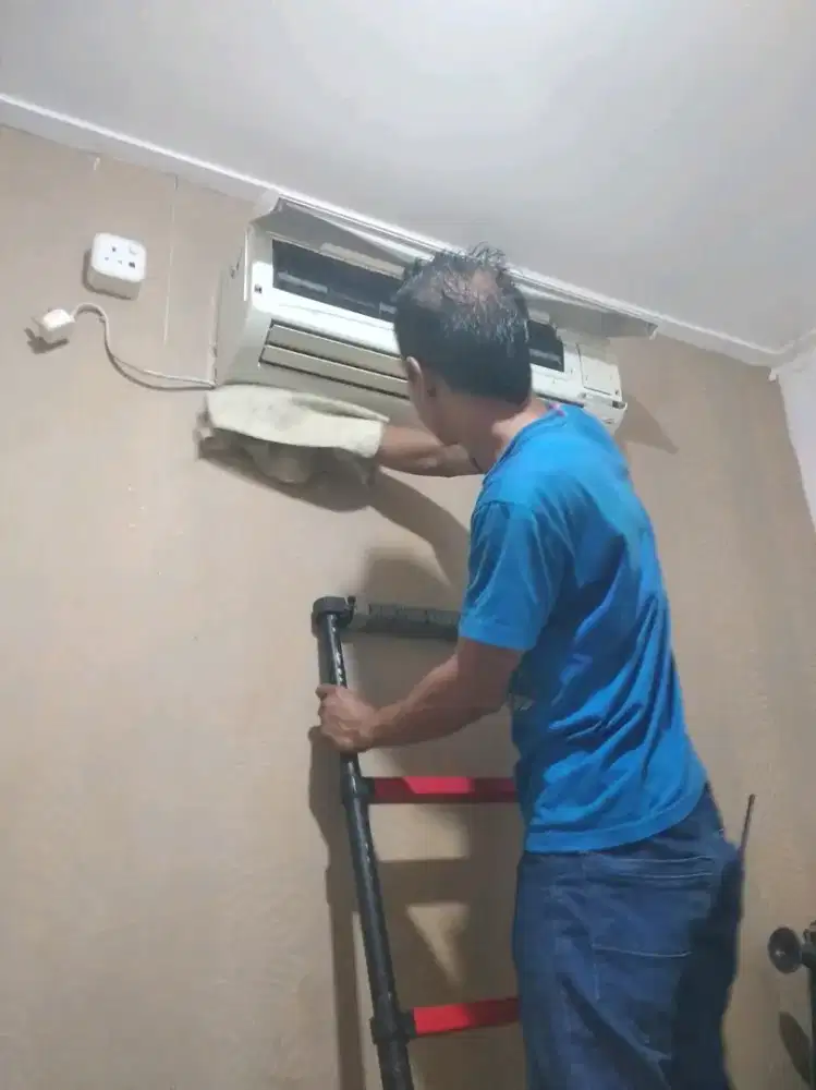 SERVIS AC MESIN CUCI KULKAS DLL