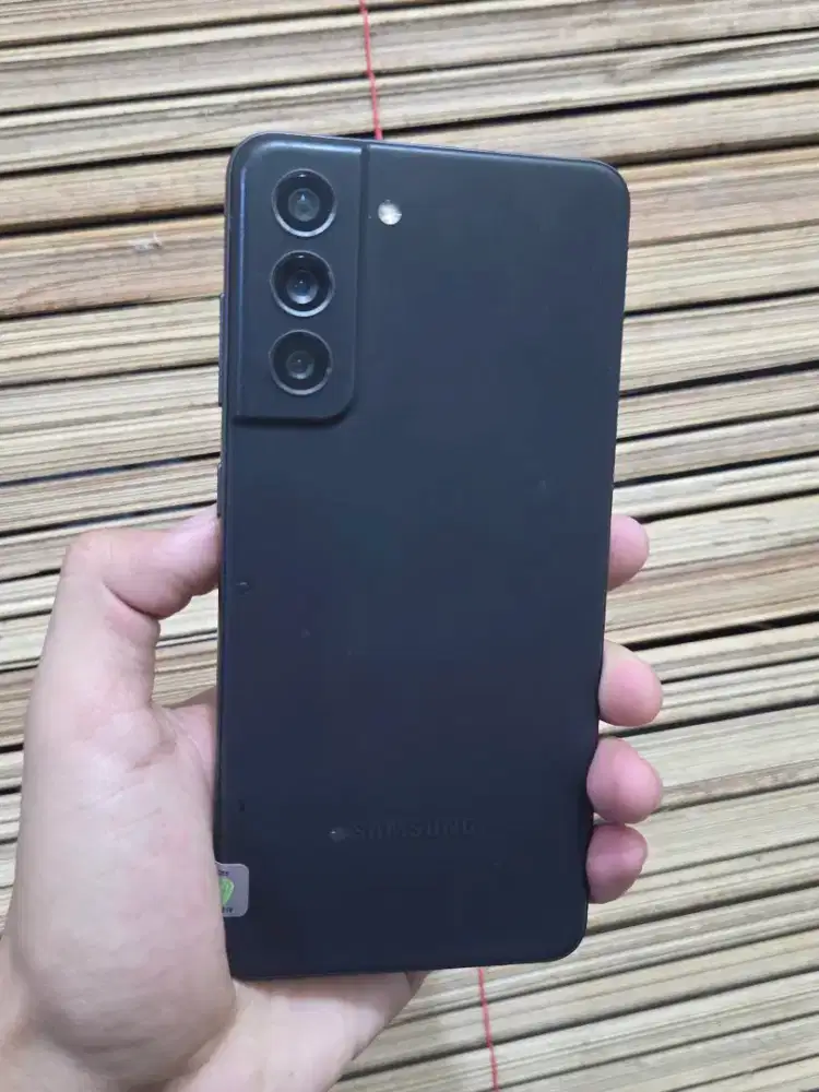 Samsung S21 FE 5G 8/256 Sein