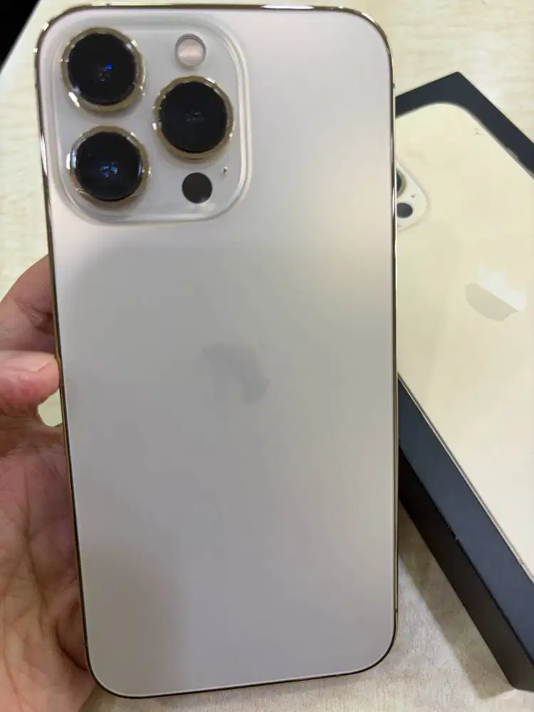 JUAL IPHONE 13 PRO 128GB EX IBOX MULUS EX PEMAKAIAN CEWEK (FREE CASE)