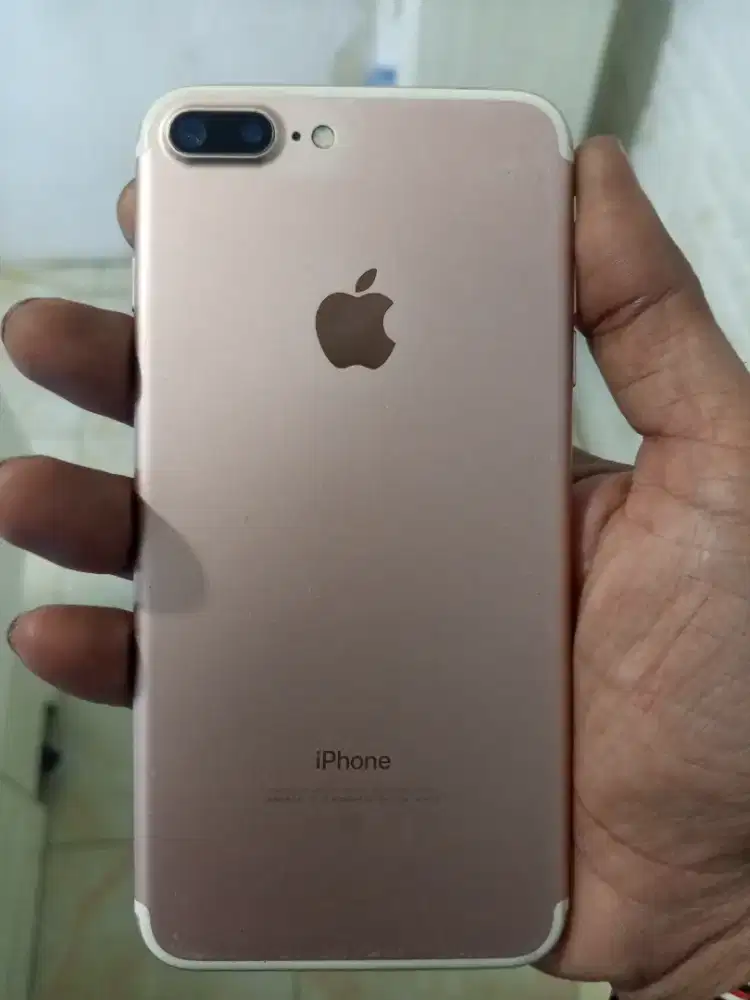 iPhone 7+ 32Gb sinyal Smartfren komplit