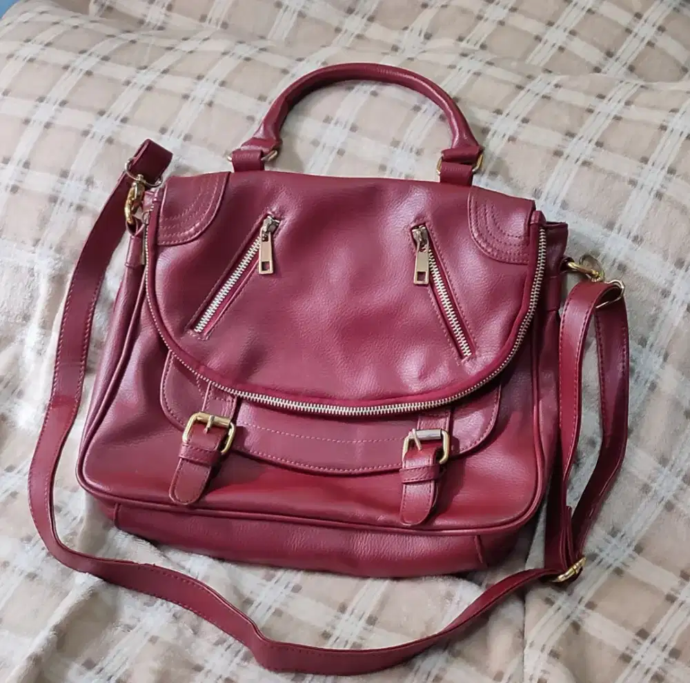 Tas kulit maron tali panjang seken berkualitas