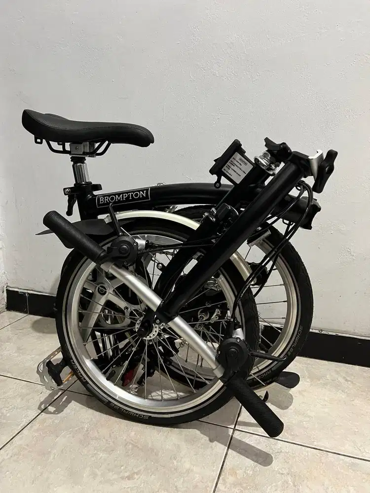 Sepeda Brompton S6L Black In Black Pembelian Tahun 2023
