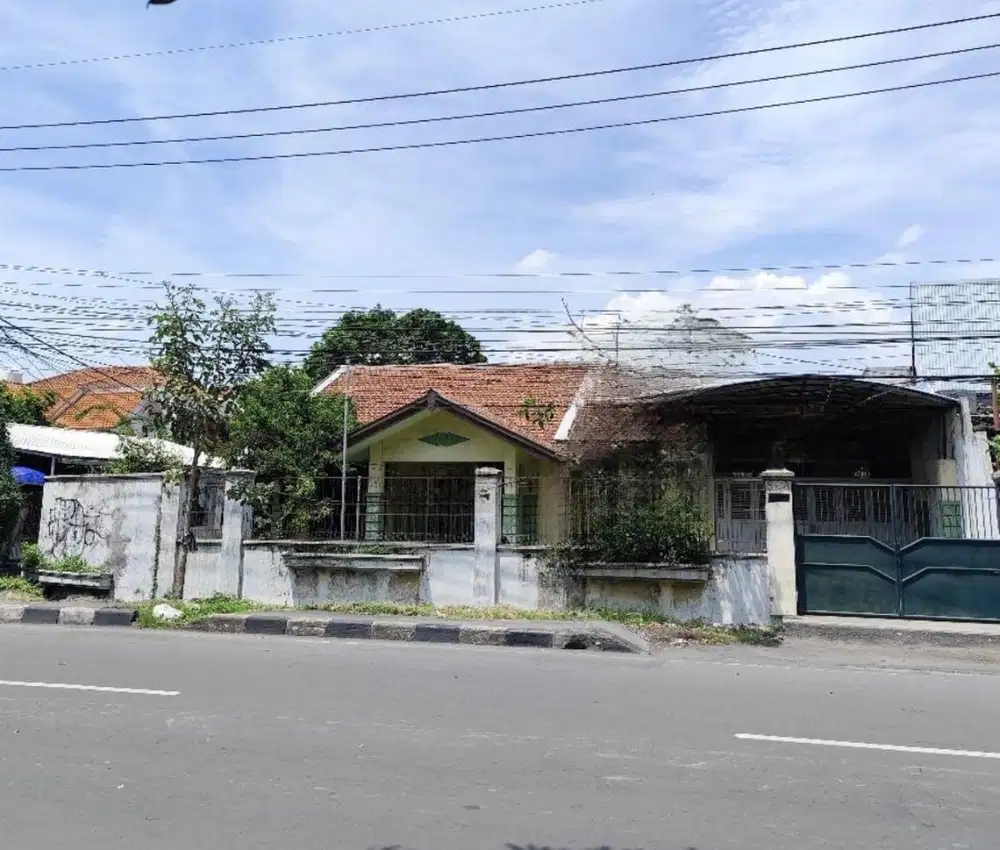 DIJUAL RUMAH KOMERSIAL NOL JALAN IR SOEKARNA MERR! COCOK UNTUK USAHA!