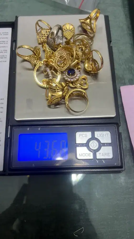 Terima jual emas dan berlian..bisa cod