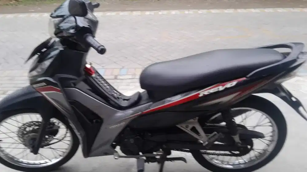 Revo 2015 Injeksi FI manual transmision