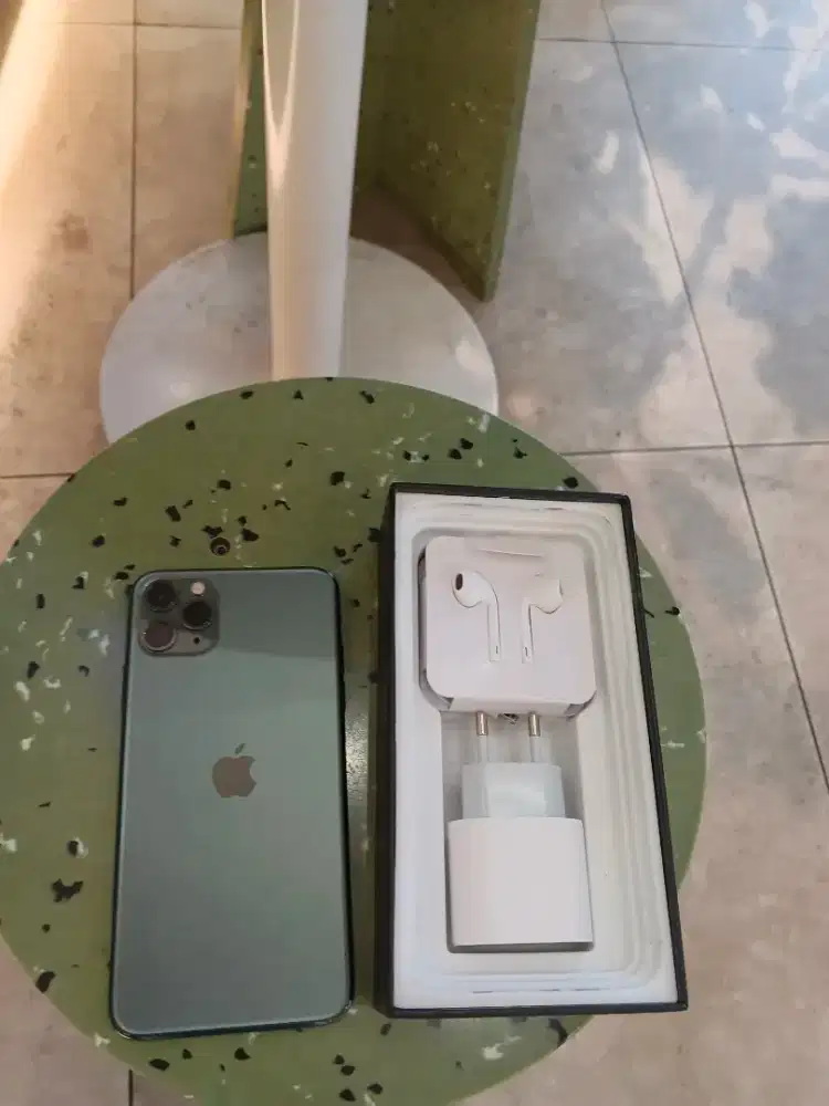 Iphone 11 pro max 256gb nuru apple