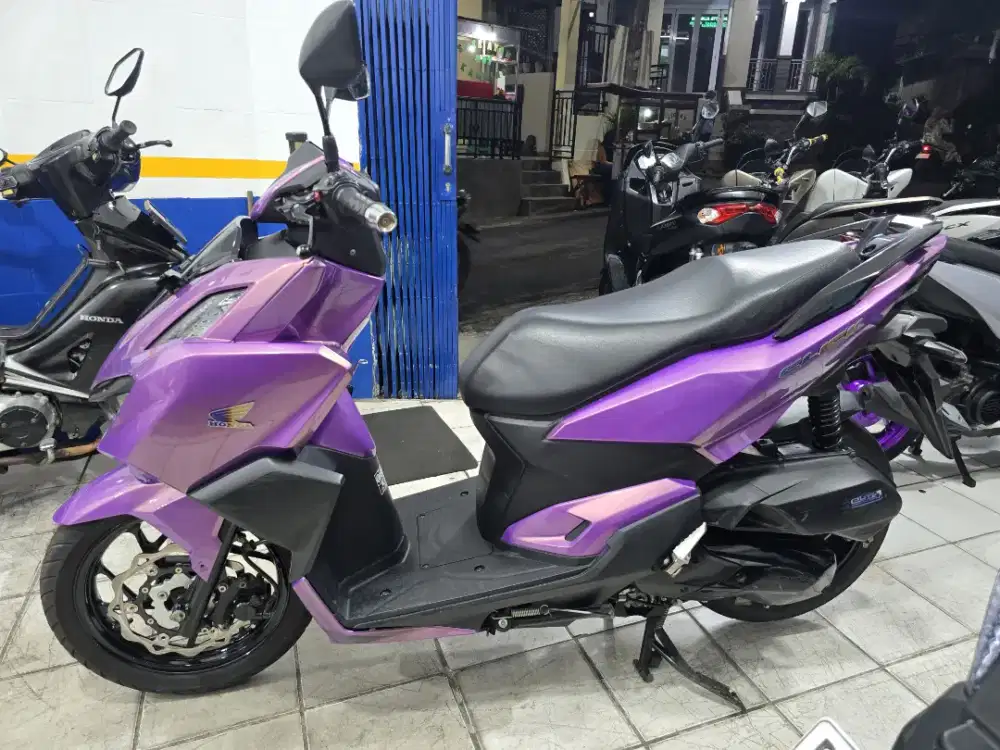 DIJUAL CASH NEW HONDA VARIO 160 CBS ISS THN 2023 PAJAK IDUP SIAP PAKAI
