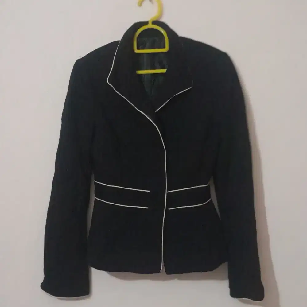 Blazer Hitam Brand Ofuon