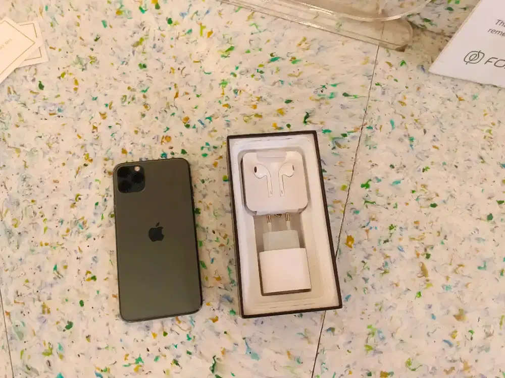 Iphone 11 pro max 256gb bell cio baru