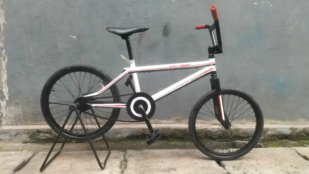 Sepeda bmx wimcycel