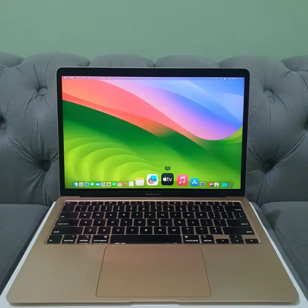 Apple MacBook Air 2020 Retina 13,3-inch i5 Memory 8 GB SSD 512 GB-Gold