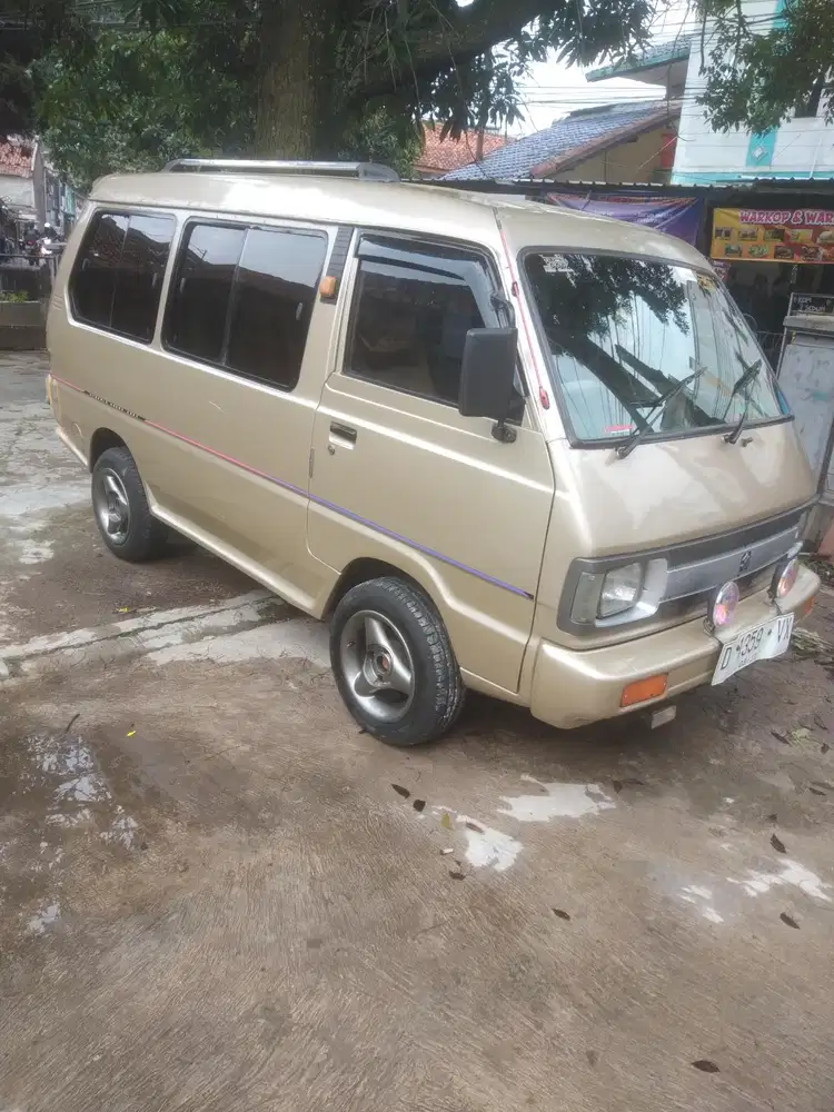 Suzuki Carry 1990 Bensin