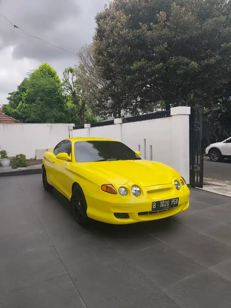 Hyundai coupe rare cat istimewa