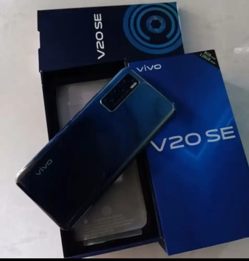 Murah hp Vivo V20SE 8/138  lkp bs TT