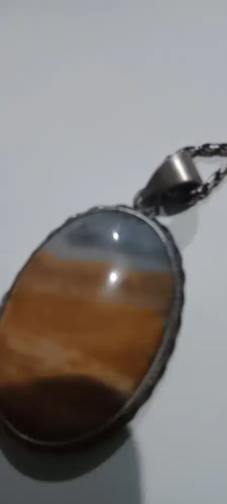 Kepala kalung dengan batu dan diikat oerak 925