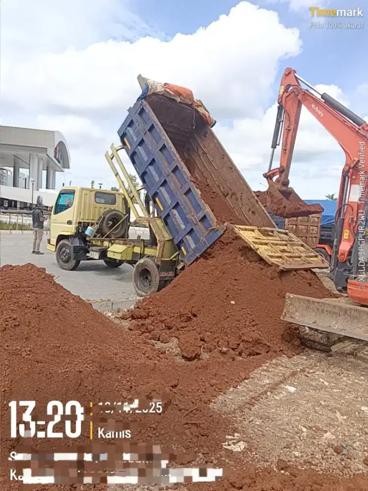 Jasa urugan tanah merah dan tanah campur/puing