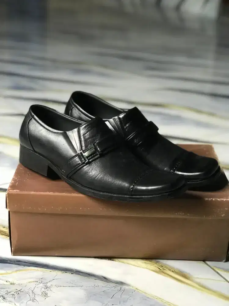 Dijual sepatu pantofel Steiger