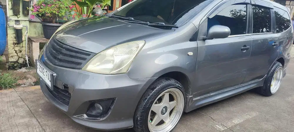 Nissan Grand livina 2008 Bensin