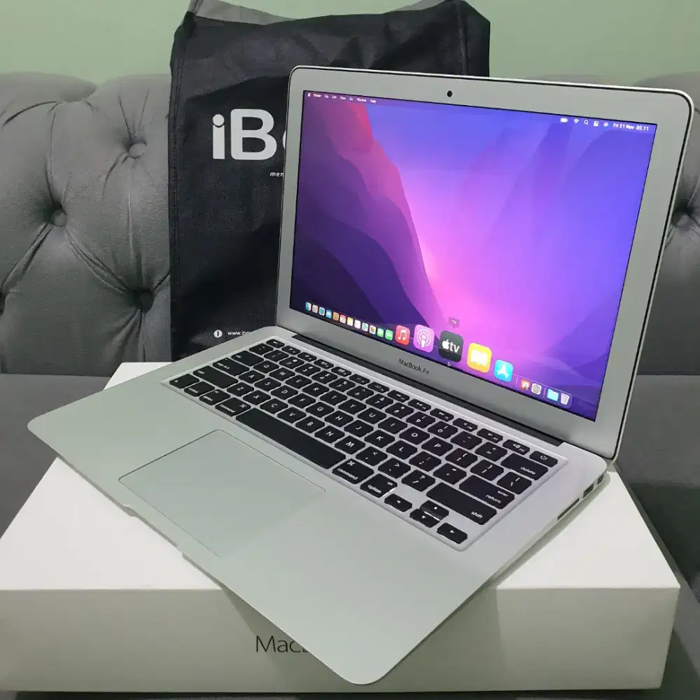 Apple MacBook Air 13 Inch 2015  Ram 8Gb/128Gb-Silver Fullset  Ex Ibox
