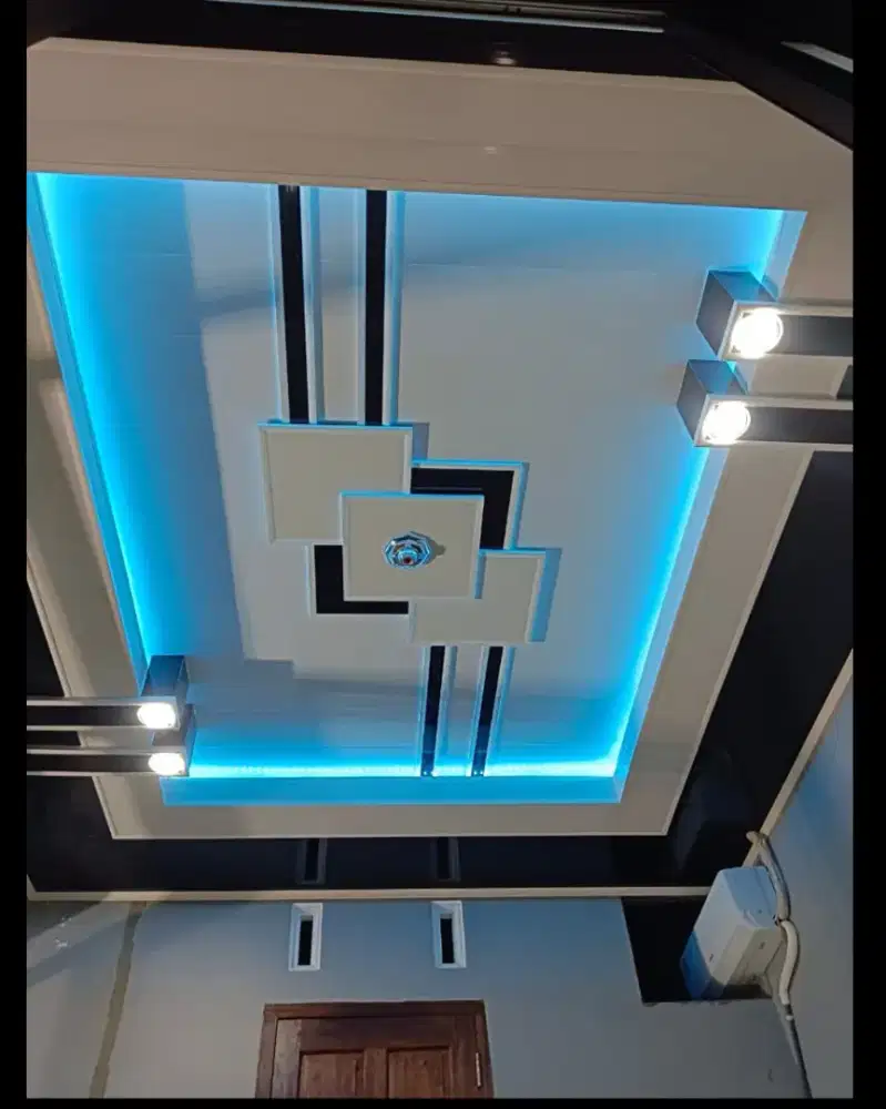 Distributor plafon PVC