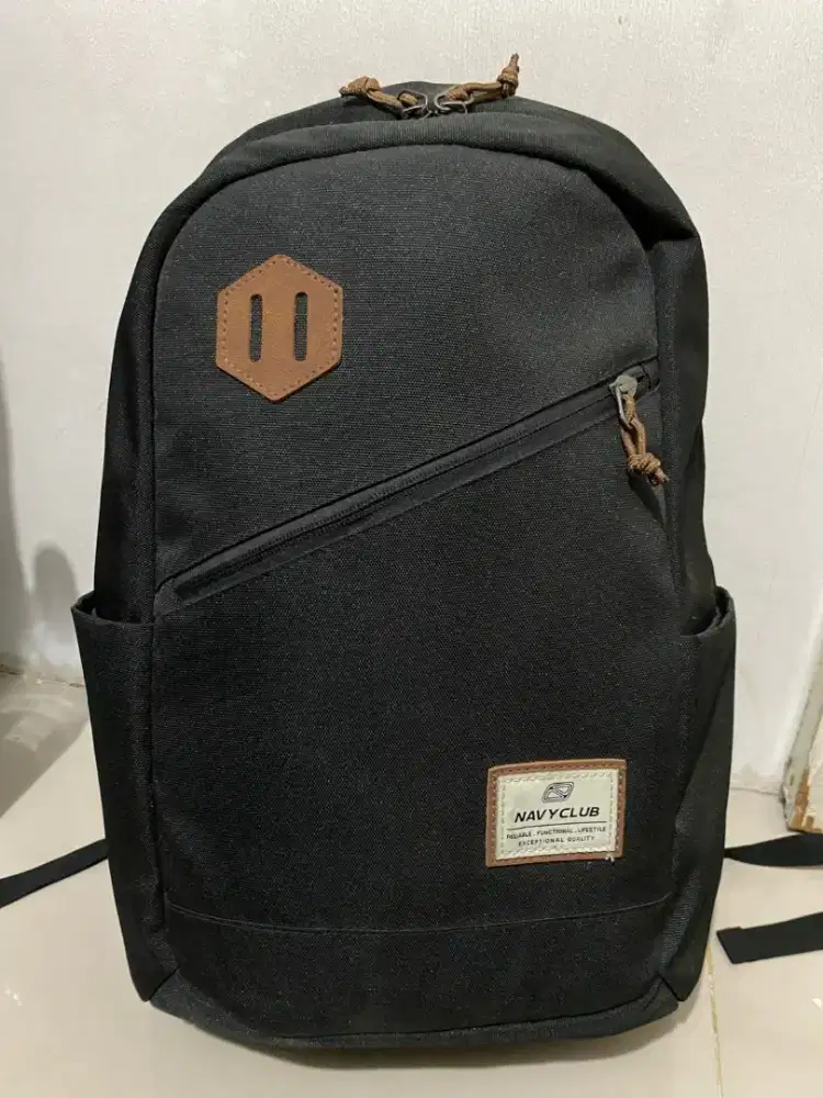 Tas ransel navy club