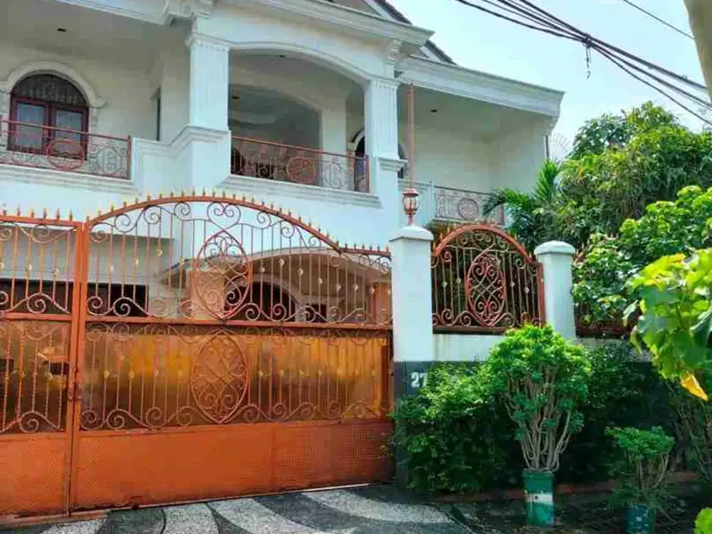 Rumah Mewah LT 368 m² – Lokasi Premium Dekat PIM & Gandaria City