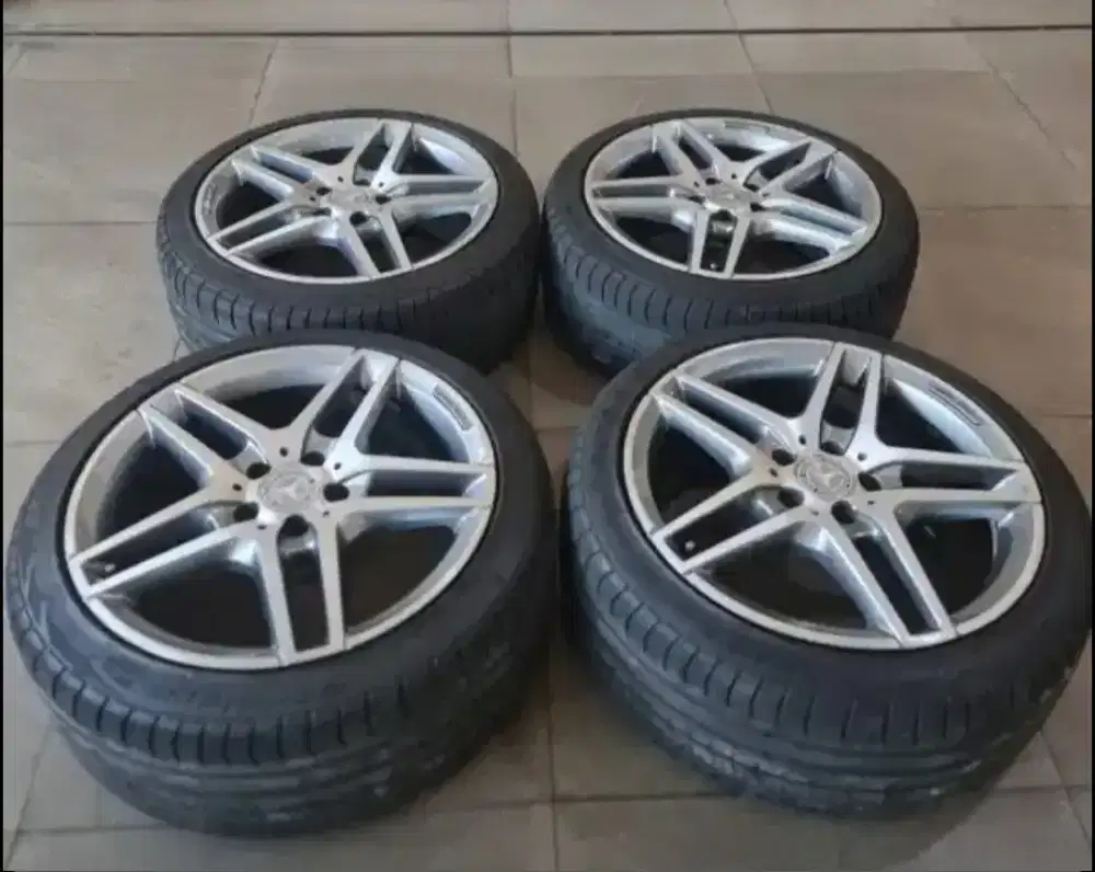 Velg Mercedes Benz W212 E400 R18 pcd 5x112 lebar 8.5x9 plus ban
