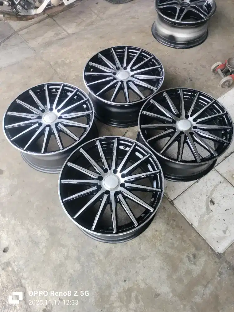 Jual vleg vosen R16 pcd 4x100.114 kond mulus co2k buat avanza jazz dll