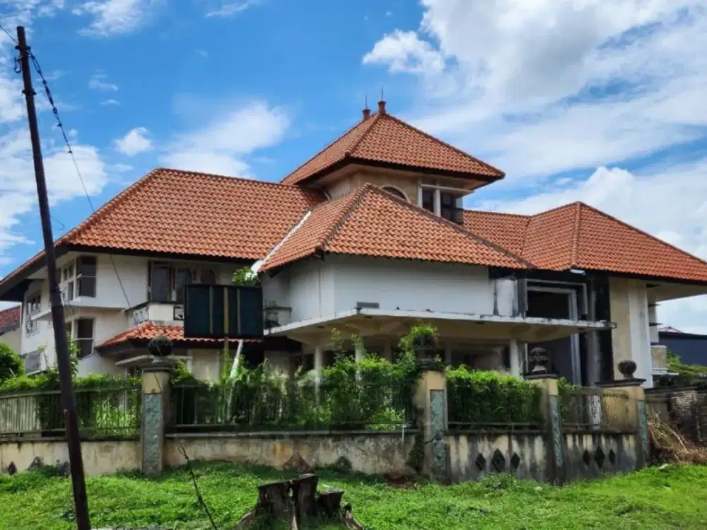 Darmo Sentosa Raya dekat Mayjen Sungkono