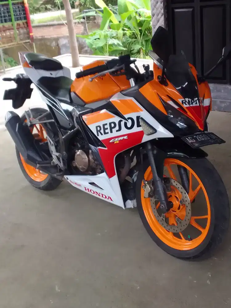 Hond CbR siap pakek