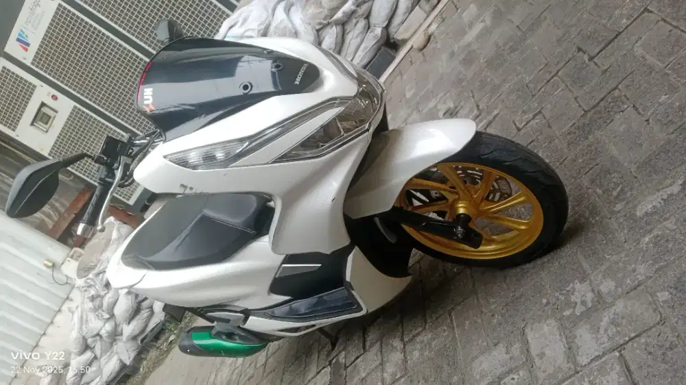 HONDA PCX 2019,,Di jual
