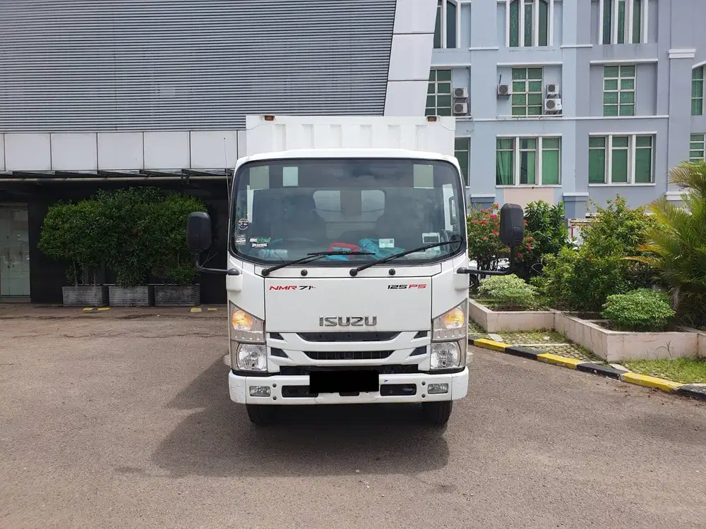 Isuzu ELF 125ps Double Long Chasis 6ban CDD Box Besi Container 2019