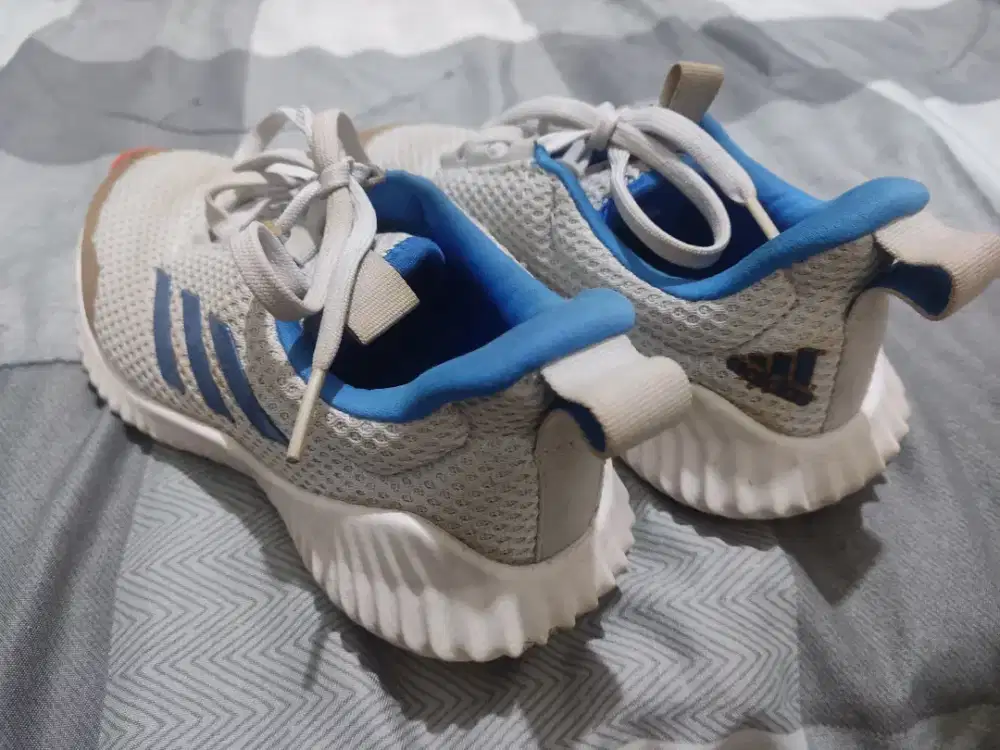 Sepatu anak Adidas original