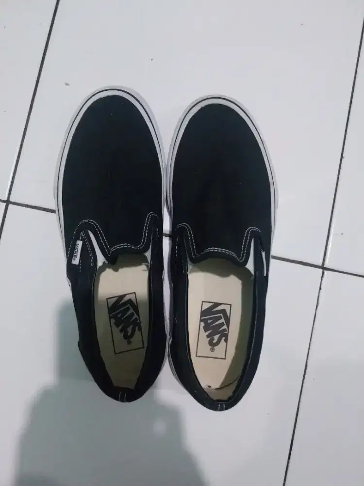 Vans Slip On Black n White