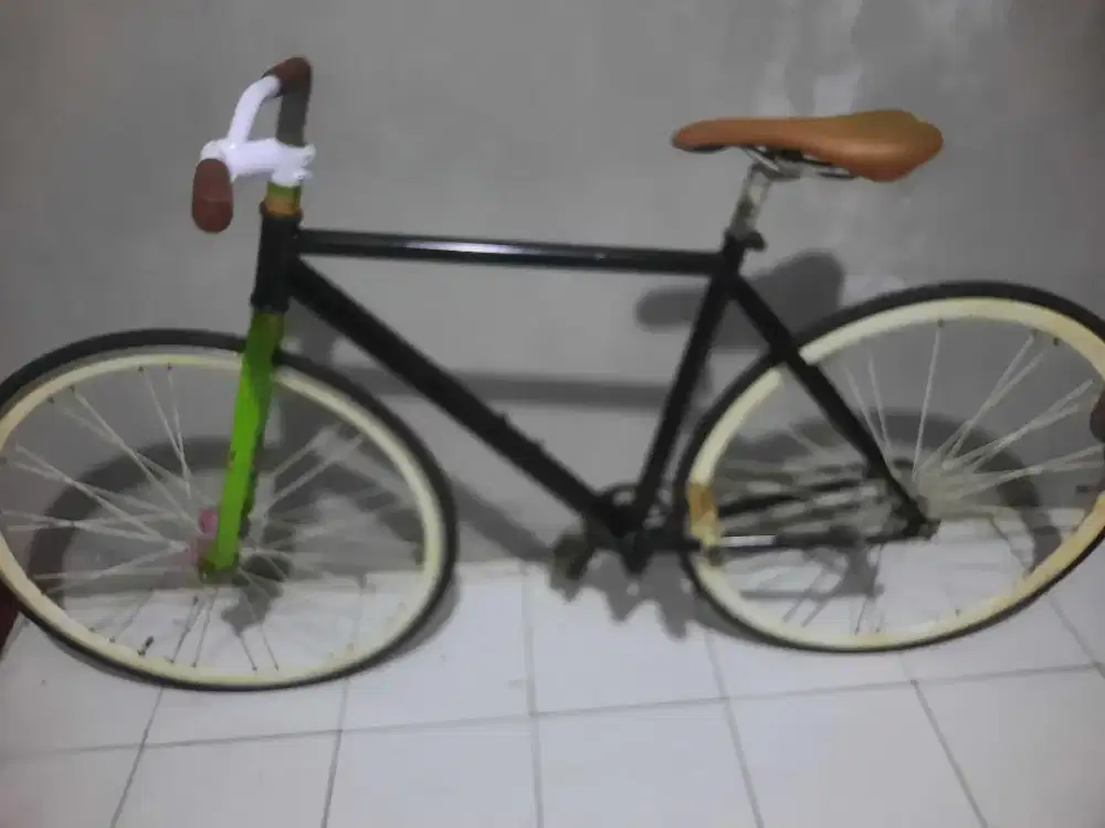 Sepeda pixsi tinggl goes lok bojong gede