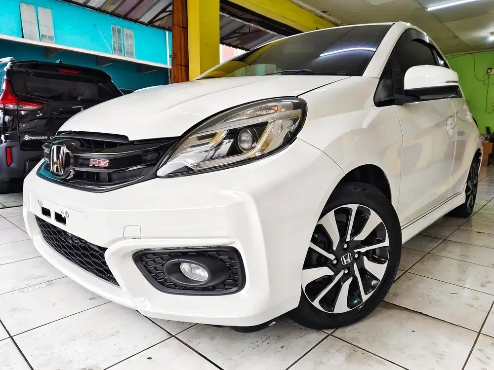 LOW KM..! HONDA BRIO RS CVT AT 2018 MATIC PERFECT FULL ORISINIL 2019
