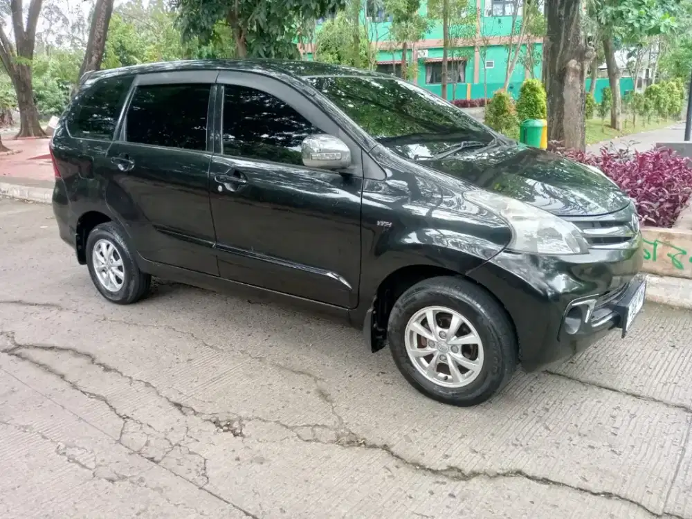 Toyota Avanza G matic 2012