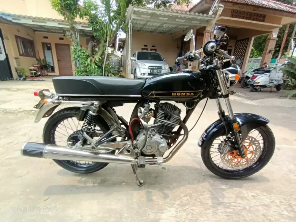 Motor Antik CB Basic GL Pro 160CC