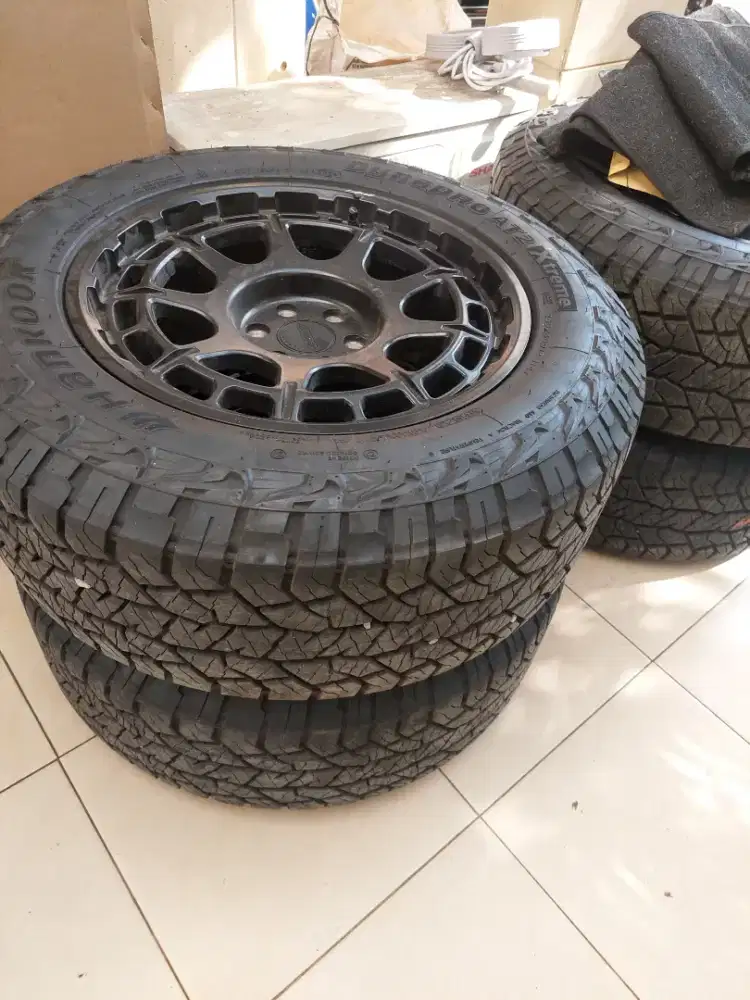Velg + ban Navara dan Jeep
