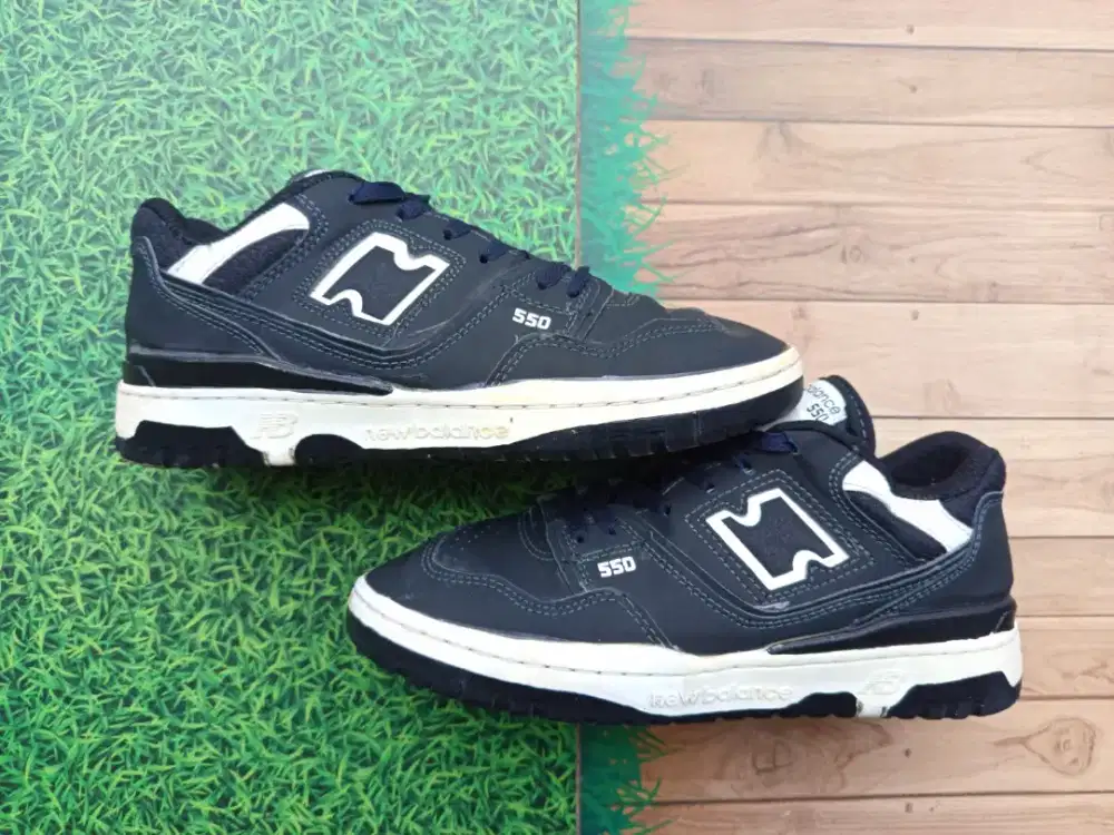 New Balance 550 Black/White •Preloved,Second,Thrift•