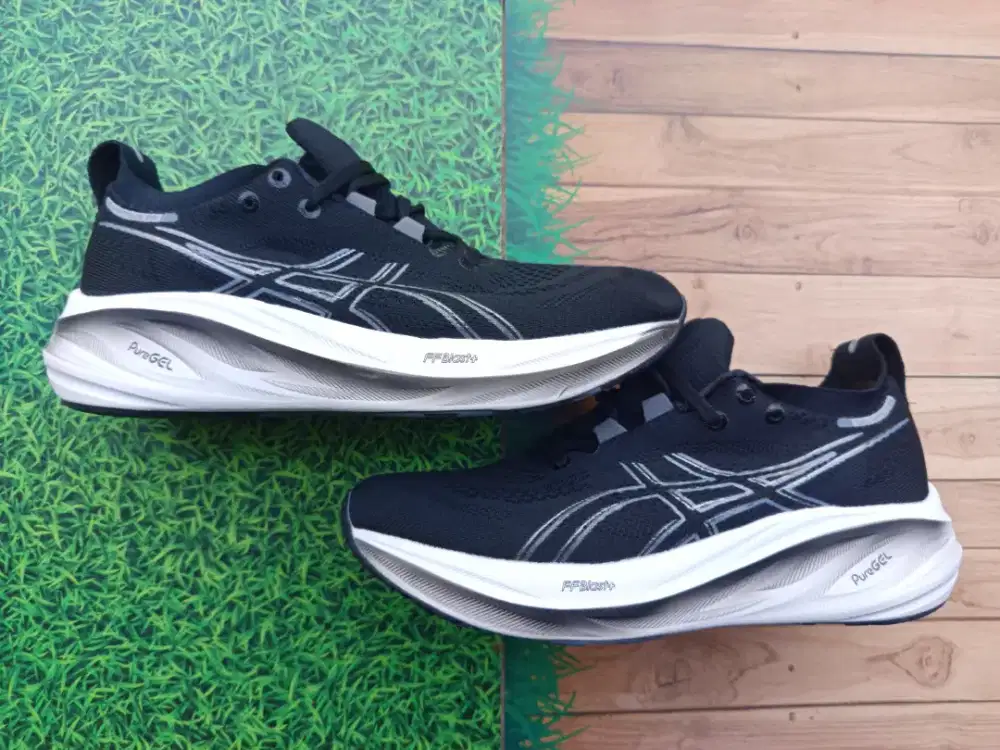 Asics Gel Nimbus 26 Black/White •Preloved,Second,Thrift•