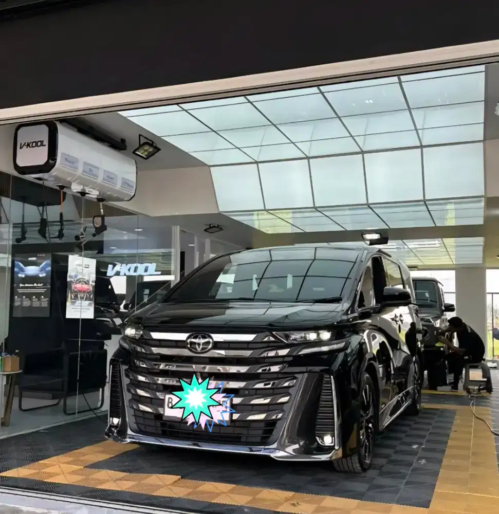 TOYOTA VELLFIRE HEV 2024 BLACK ON BROWN