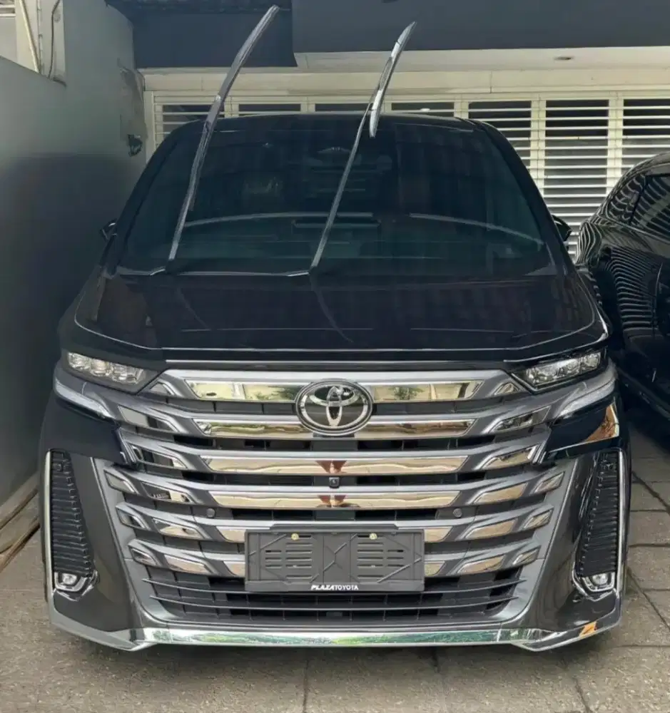 TOYOTA VELLFIRE HEV 2024 BLACK ON BROWN