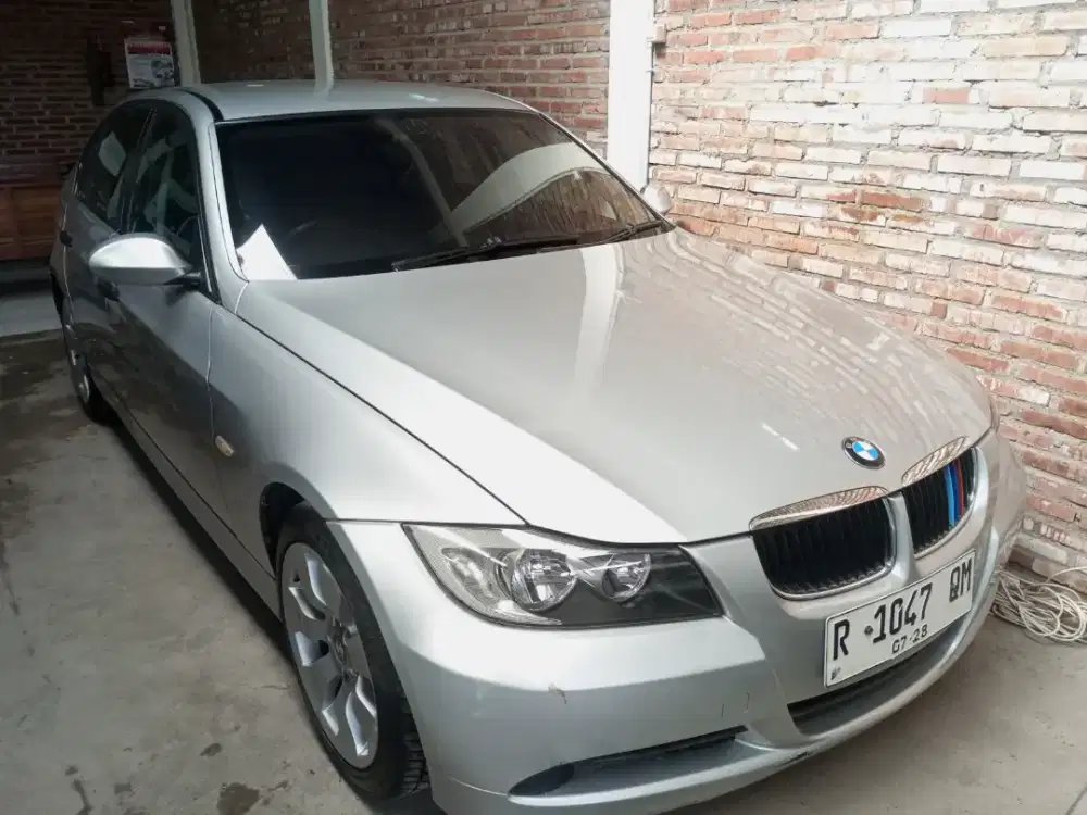 Bmw 320i 2005 siap pake