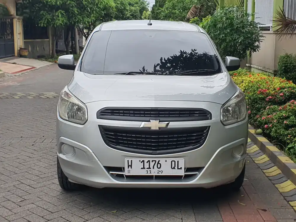 Spin ls manual bensin superan low km tgn 1 dr baru krdt bisa