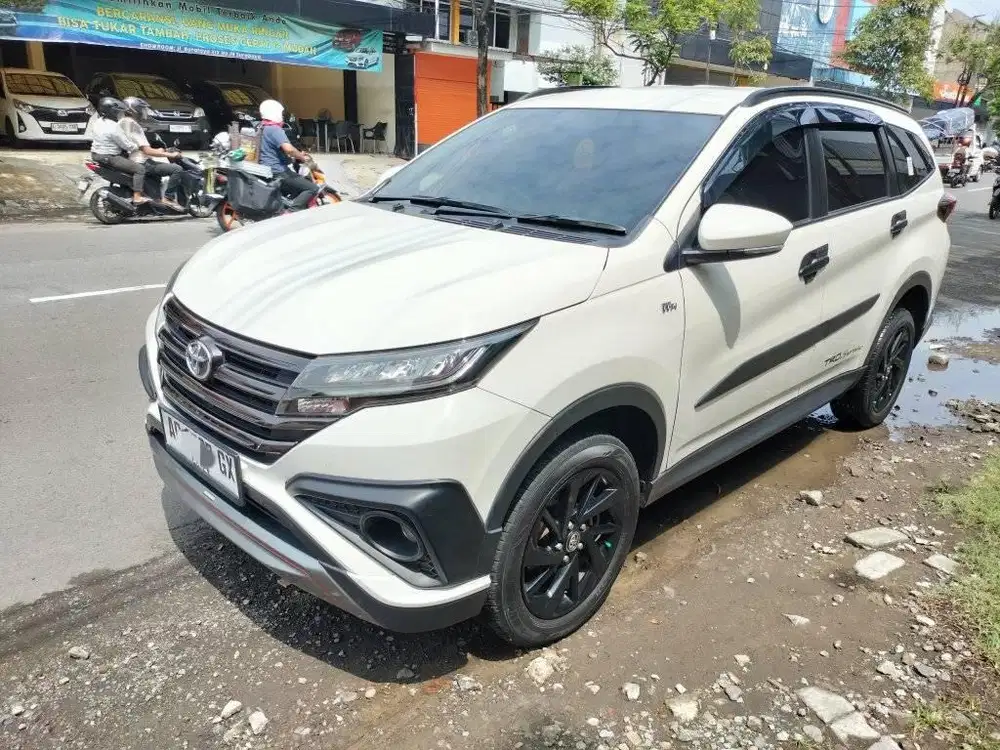 Toyota  Rush 1.5 TRD Sportivo Bensin Matic/At 2019 Super Istimewa