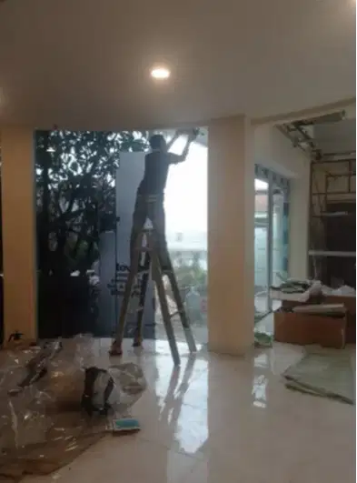 Pasang kaca film & Cutting stiker rumah sticker kantor gedung dll