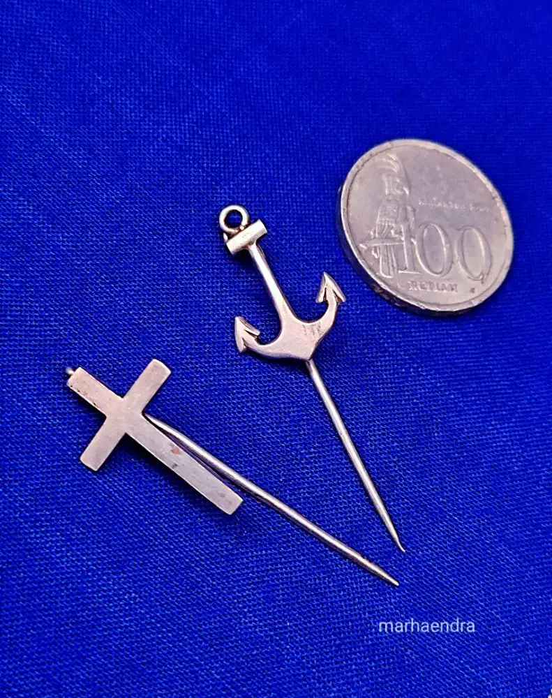 Pin Bros salib jangkar perak silver Eropa vintage jadul antik