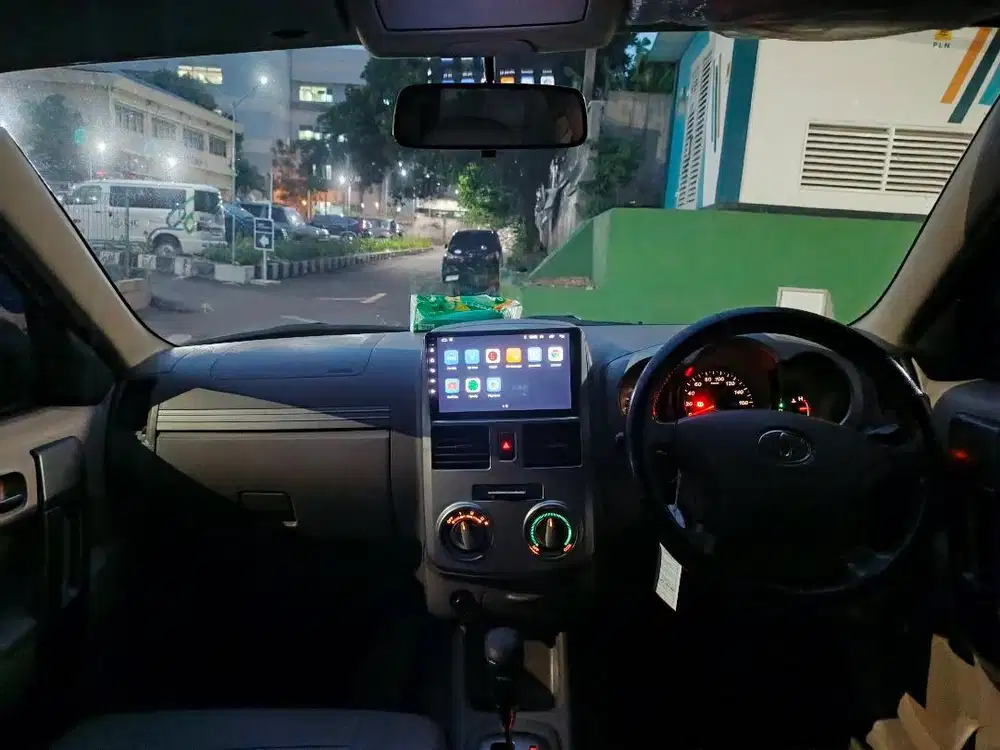 Toyota Rush 2010 Bensin